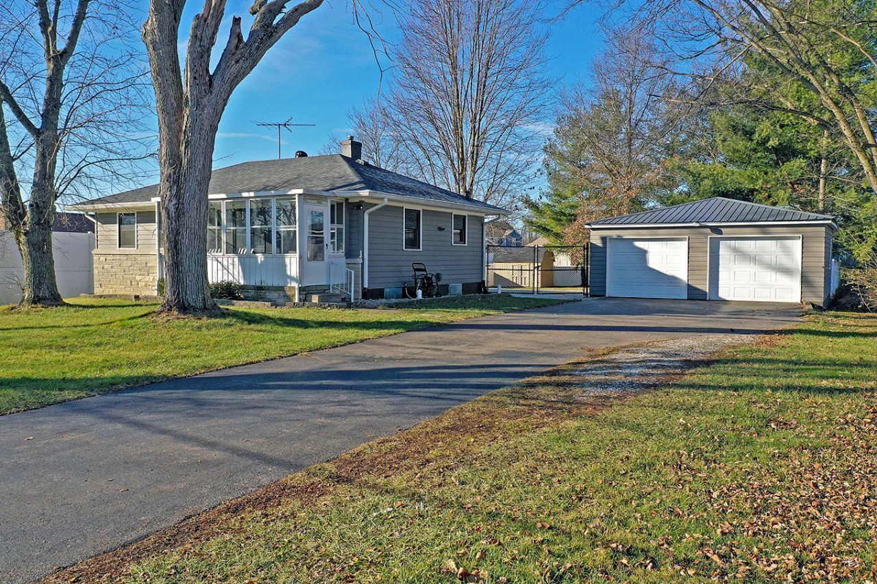 1908 Bade Road Indianapolis IN 46239