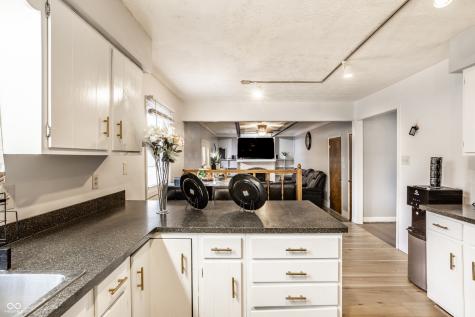 156 Griffin Road Indianapolis IN 46227