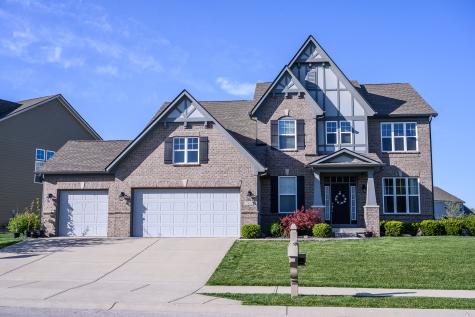 2461 Stonehaven Way Avon IN 46123