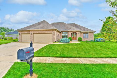 913 Justine Circle W Indianapolis IN 46234