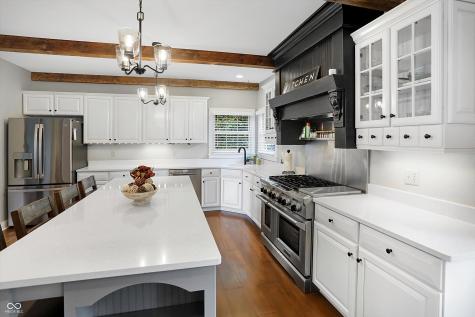 9311 Deer Ridge Drive Zionsville IN 46077