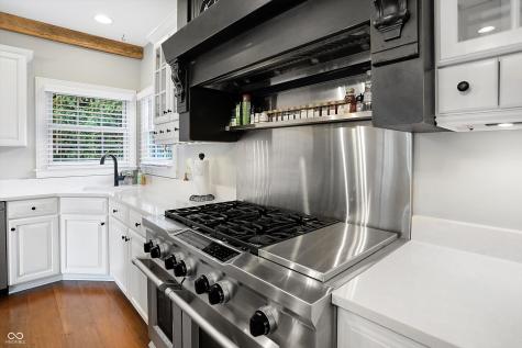 9311 Deer Ridge Drive Zionsville IN 46077
