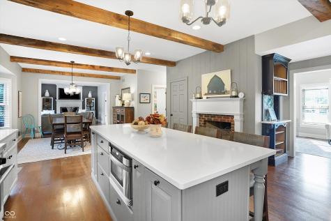 9311 Deer Ridge Drive Zionsville IN 46077