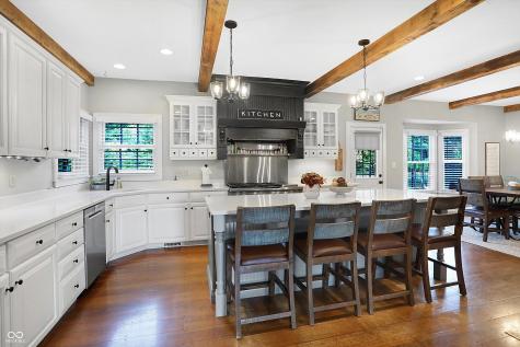 9311 Deer Ridge Drive Zionsville IN 46077