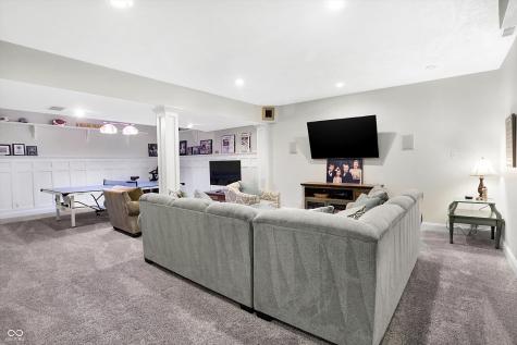 9311 Deer Ridge Drive Zionsville IN 46077