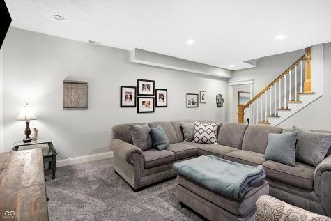9311 Deer Ridge Drive Zionsville IN 46077