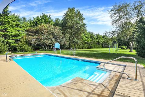 9311 Deer Ridge Drive Zionsville IN 46077