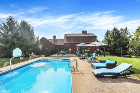 9311 Deer Ridge Drive Zionsville IN 46077