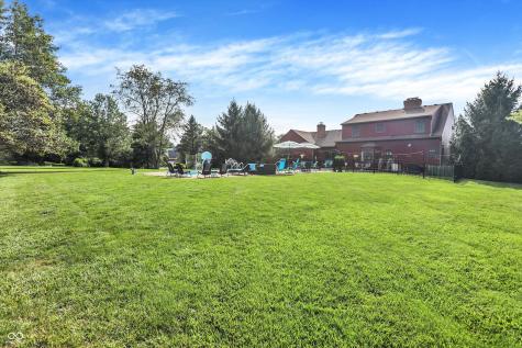 9311 Deer Ridge Drive Zionsville IN 46077