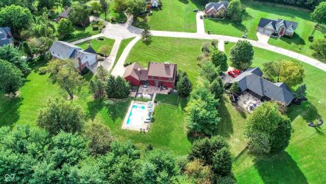9311 Deer Ridge Drive Zionsville IN 46077