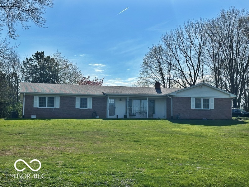 661 Spring Hills Drive Zionsville IN 46077