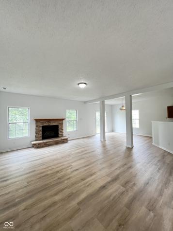832 Spinney Lane Whiteland IN 46184