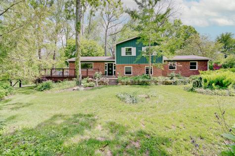 805 Eaglewood Drive Zionsville IN 46077