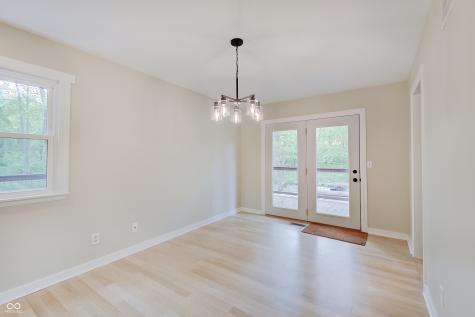805 Eaglewood Drive Zionsville IN 46077