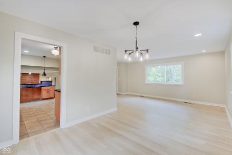 805 Eaglewood Drive Zionsville IN 46077