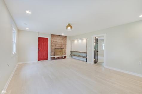 805 Eaglewood Drive Zionsville IN 46077