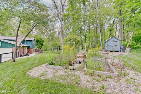 805 Eaglewood Drive Zionsville IN 46077