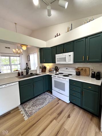 7335 Brackenwood Circle S Indianapolis IN 46260