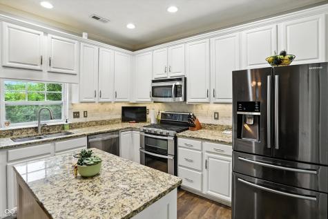 12471 Hawks Landing Drive Fishers IN 46037