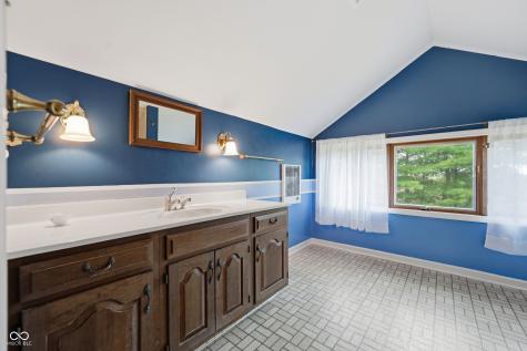497 N 100 W Franklin IN 46131