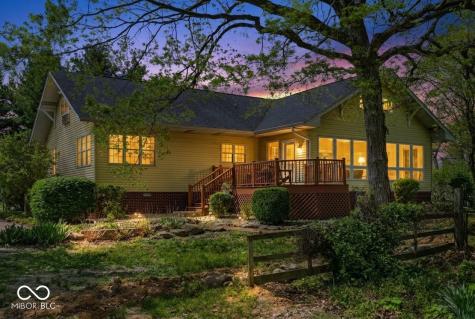 497 N 100 W Franklin IN 46131