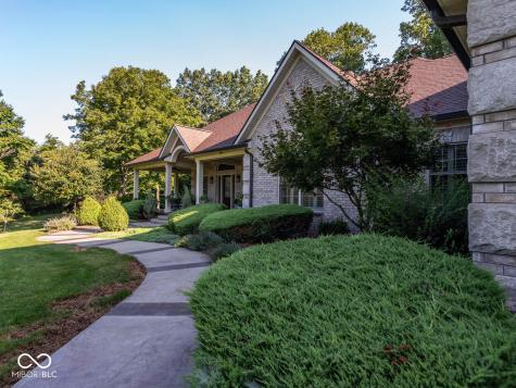 2589 E Pedigo Bay Drive Bloomington IN 47401