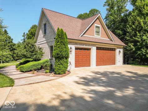 2589 E Pedigo Bay Drive Bloomington IN 47401