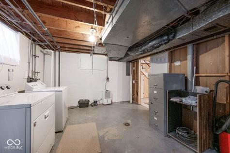5942 Hillside Avenue East Drive Indianapolis IN 46220