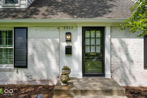 5942 Hillside Avenue East Drive Indianapolis IN 46220