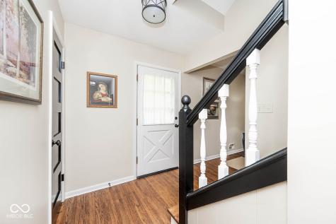 5942 Hillside Avenue East Drive Indianapolis IN 46220
