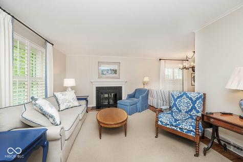 5942 Hillside Avenue East Drive Indianapolis IN 46220