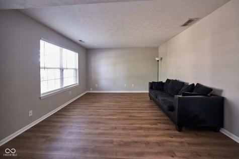 4609 Oakforge Drive Indianapolis IN 46254