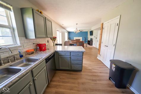 4609 Oakforge Drive Indianapolis IN 46254