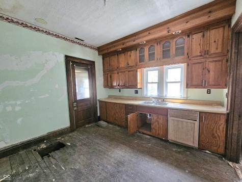 415 N Independence Street Windfall IN 46076