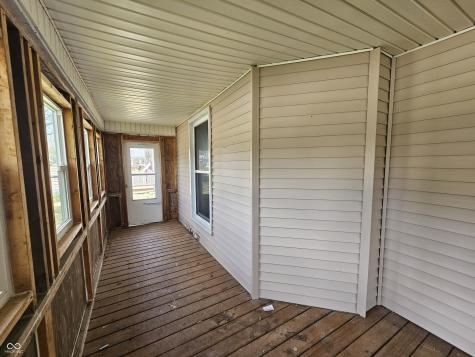 415 N Independence Street Windfall IN 46076