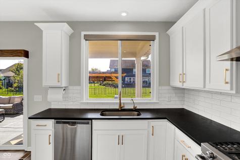 7877 Villa Circle Avon IN 46123