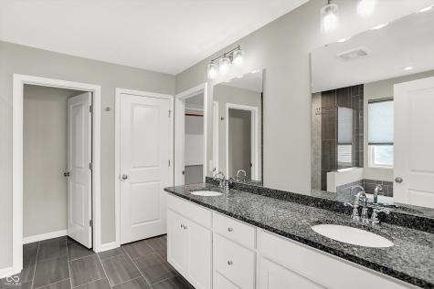 7877 Villa Circle Avon IN 46123