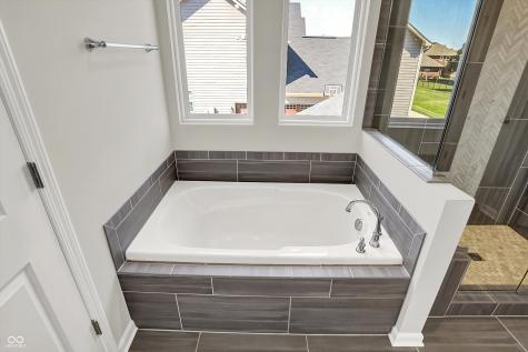 7877 Villa Circle Avon IN 46123