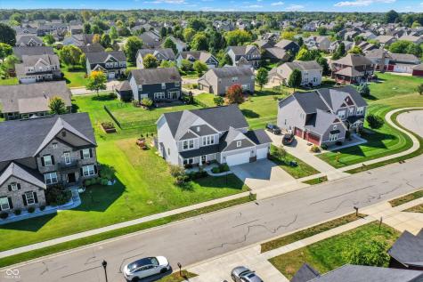 7877 Villa Circle Avon IN 46123