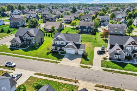 7877 Villa Circle Avon IN 46123