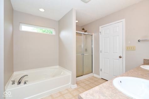 4522 Angelica Drive Indianapolis IN 46237