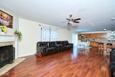 4522 Angelica Drive Indianapolis IN 46237