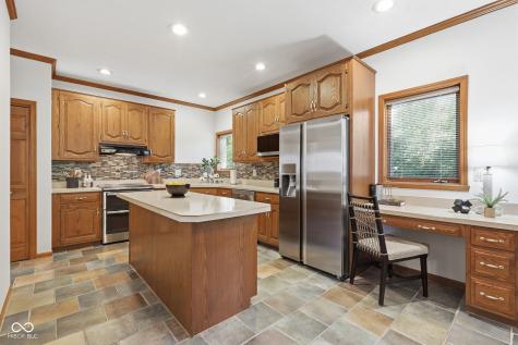 9221 Behner Circle Indianapolis IN 46250