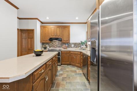 9221 Behner Circle Indianapolis IN 46250