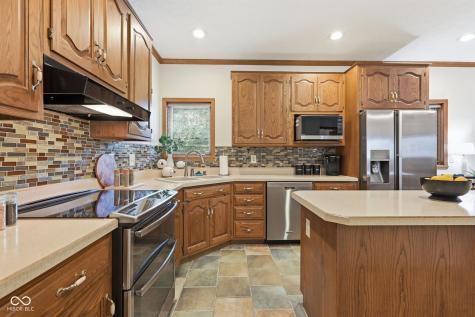 9221 Behner Circle Indianapolis IN 46250