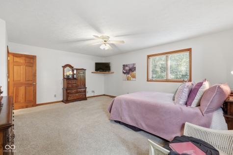9221 Behner Circle Indianapolis IN 46250