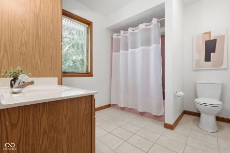 9221 Behner Circle Indianapolis IN 46250