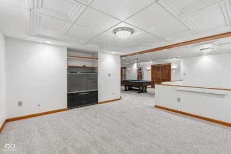 9221 Behner Circle Indianapolis IN 46250