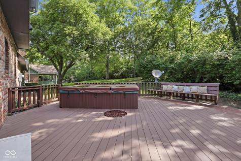 9221 Behner Circle Indianapolis IN 46250