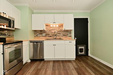 5909 Furnas Road Indianapolis IN 46221